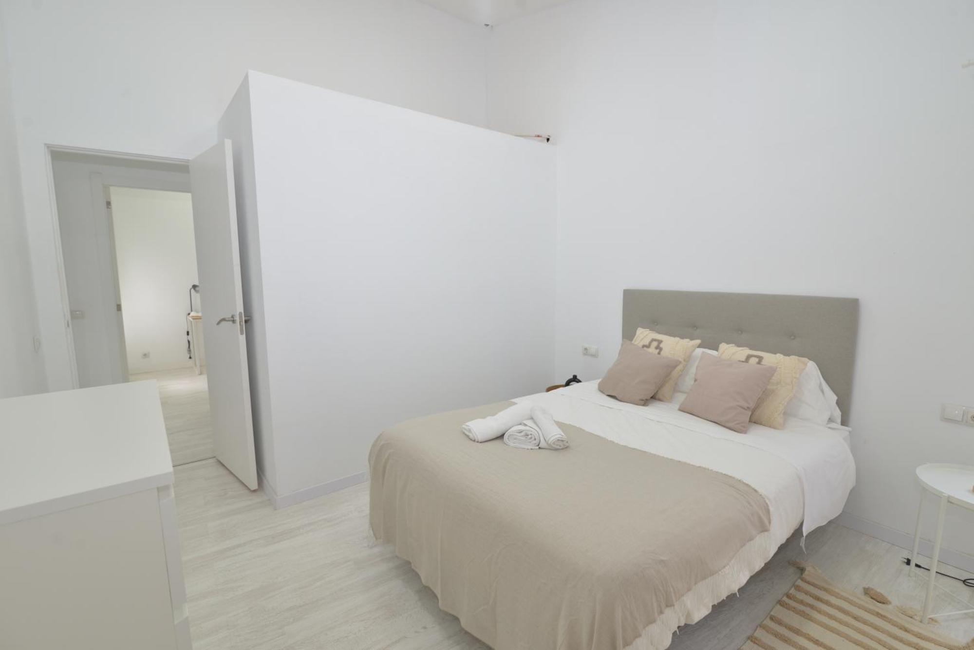 El Apartamento De San Cisneros By Just-Room Santander Luaran gambar