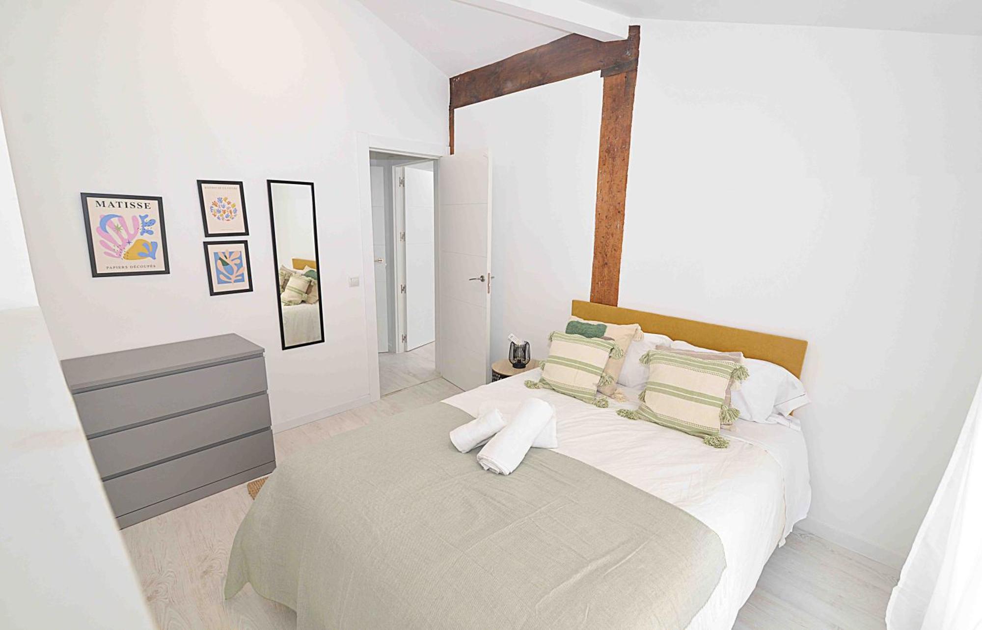 El Apartamento De San Cisneros By Just-Room Santander Luaran gambar