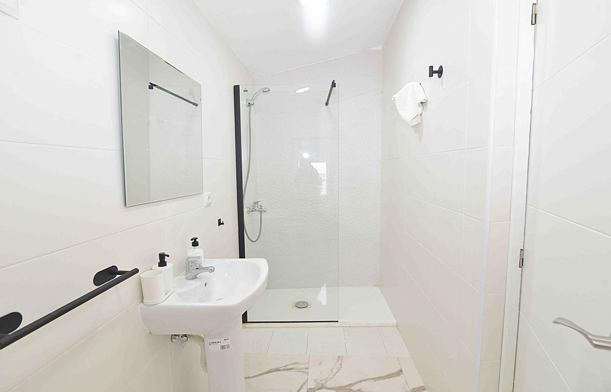 El Apartamento De San Cisneros By Just-Room Santander Luaran gambar